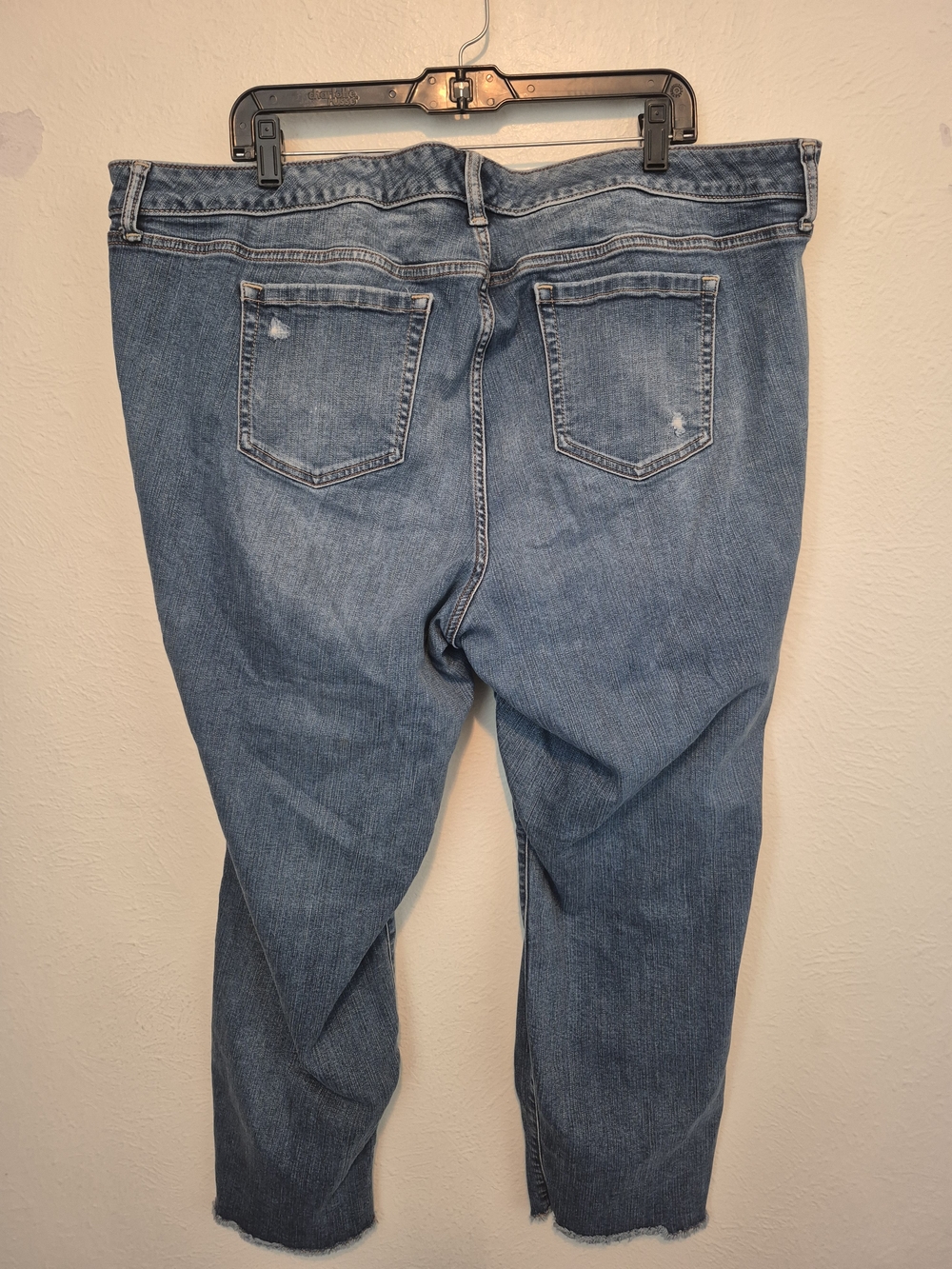 Torrid Blue Distressed Women’s Jeans - Picture 5 of 5